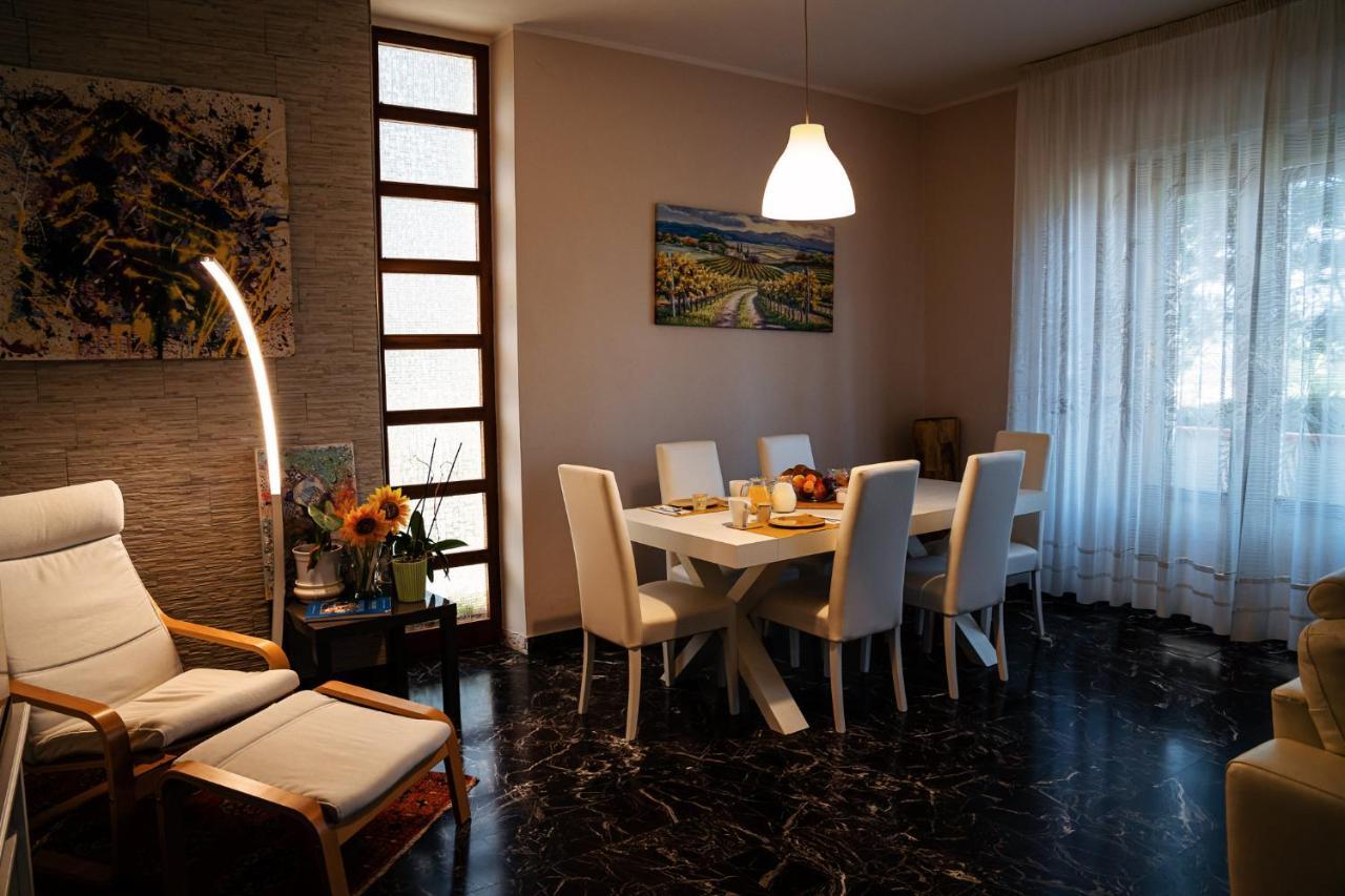 Il Girasole Bed and Breakfast Basciano Εξωτερικό φωτογραφία